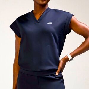 FIGS Mira V-Neck Scrub Top size Small